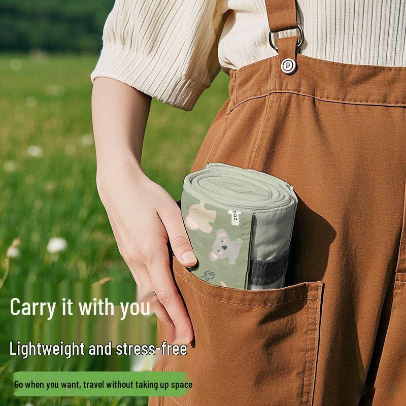 2025 Compact Waterproof Outdoor Picnic Mat - Moisture-Proof, Thickened, Portable, Foldable for Spring Outings