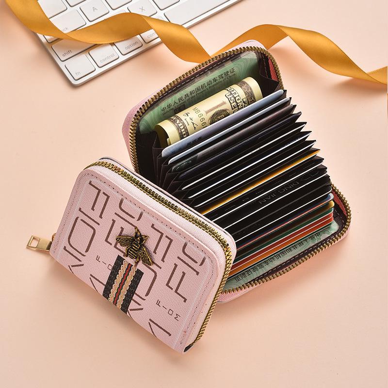

2025 Women s Little Bee Anti-Demagnetization Card Holder & Coin Purse - Large Capacity, Compact Design for Driver s License.
