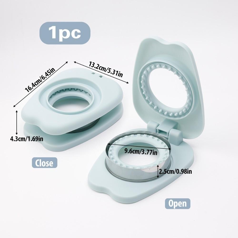 

Stainless Steel DIY Sandwich Cutters Mould Sealer Flip Multiple Shapes Toast Bread Mold Square Circular Lunch Box Decor