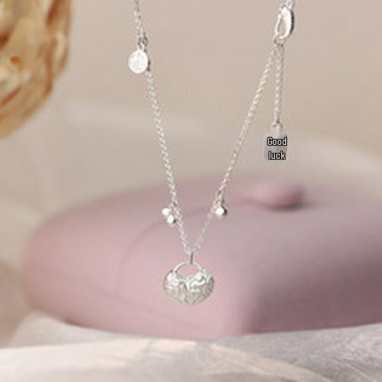 Chinese Zodiac Fu Character Necklace: High-End Luxury, Safe and Smooth Blessings, Clavicle Chain for Women