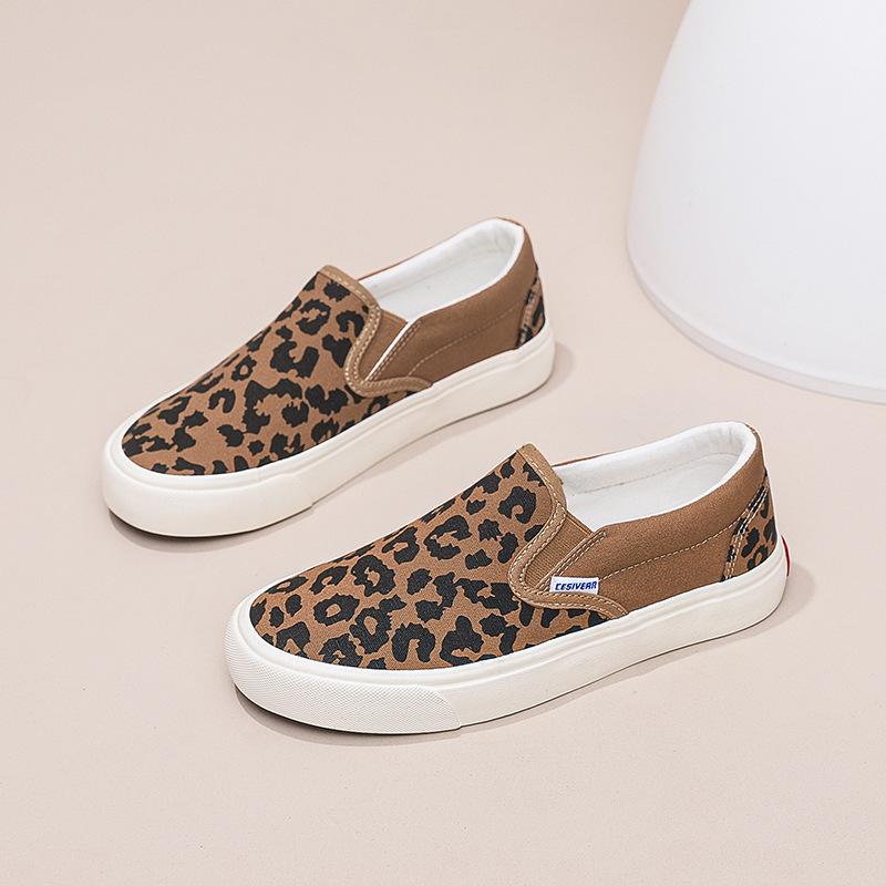 

Leopard print canvas shoes female spring student board shoes versatile niche one pedal lazy shoes 35