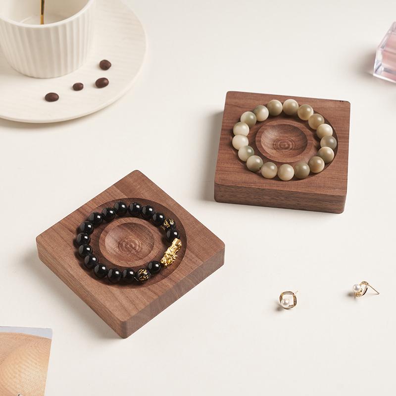 Vassoio Espositore in Legno Massiccio per Braccialetti e Bangles per Fotografia di Gioielli