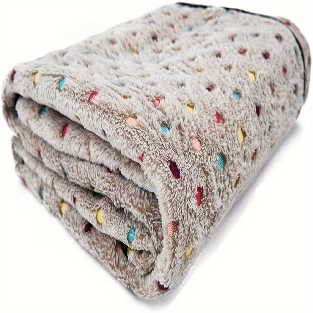 Pet Blankets, Kennel Pads, Dog Blankets, Autumn and Winter Warm Blankets, Coral Fleece
