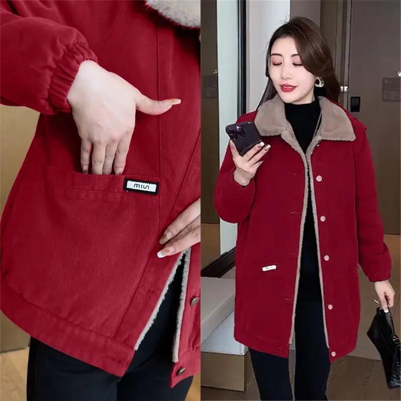 Women's Plus Size Mid-Length Black Velvet Windbreaker - Winter Fashion for Middle-Aged Mothers