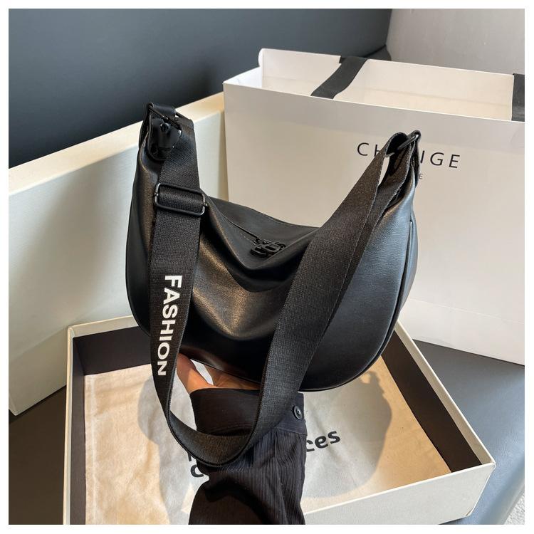 

Простая однотонная сумка женская новая осенняя универсальная сумка-мессенджер из ПУ модная сумка через плечо для поездок на работу женская сумка сумки чёрный