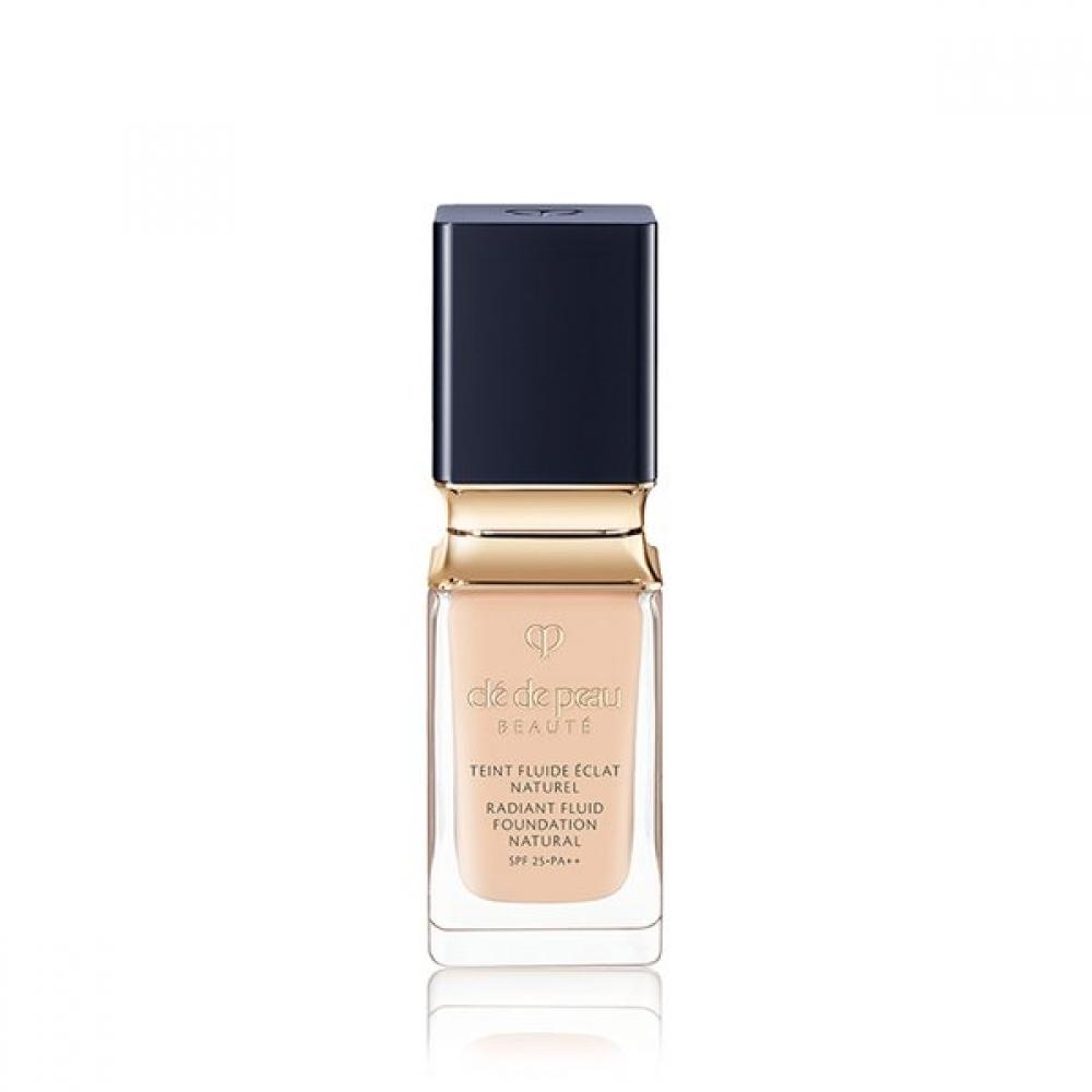 Cl De Peau Beaut Radiant Fluid Foundation Natural M I10