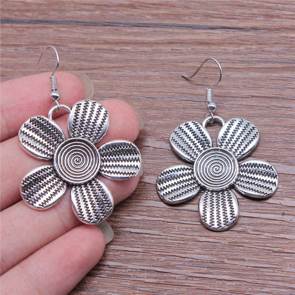 Drop & Dangle Earring Plant Flower Wedding Jewelry FindingsEarring Size 18x19mm QE019