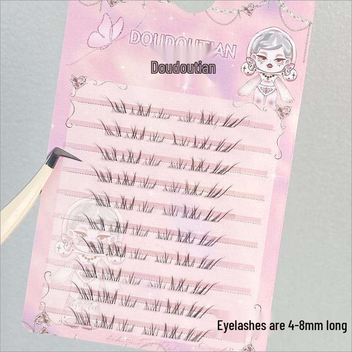Natural Fox-Like Eyelashes: Sweet, Cute, and Innocent Style with a Gloomy Feel
