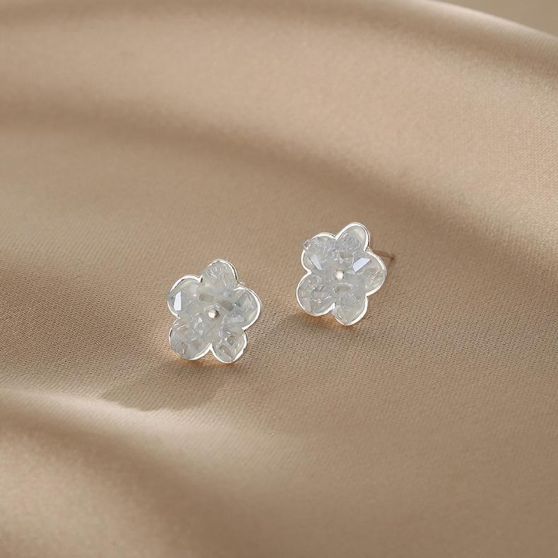 Silver needle ice crystal flower stud earrings new elegant versatile earrings niche light luxury high-end earrings women