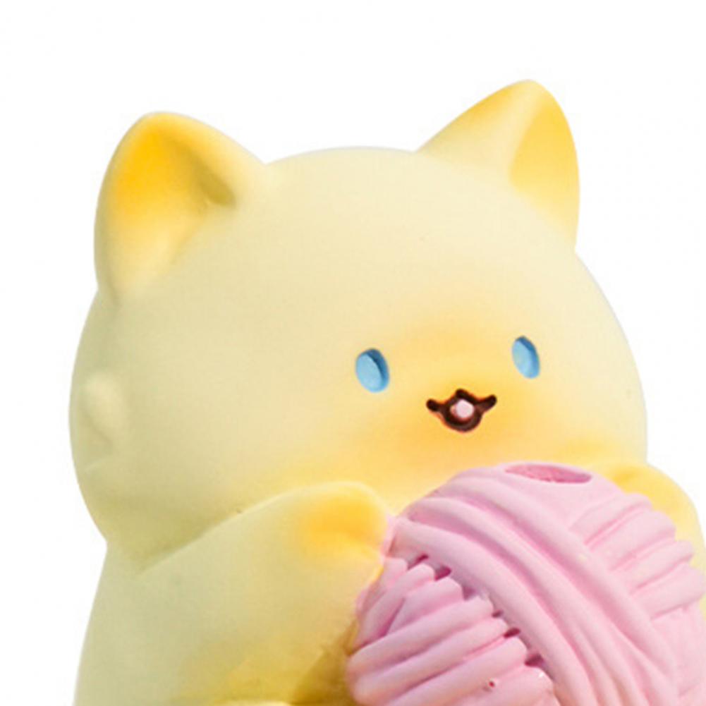 Cute Cat Whisker Collector 3D Cartoon Cat Sculpture Pet Beard Holder Resin Cat Whisker Vase Mini Pet Vibrissae Decor Figurine