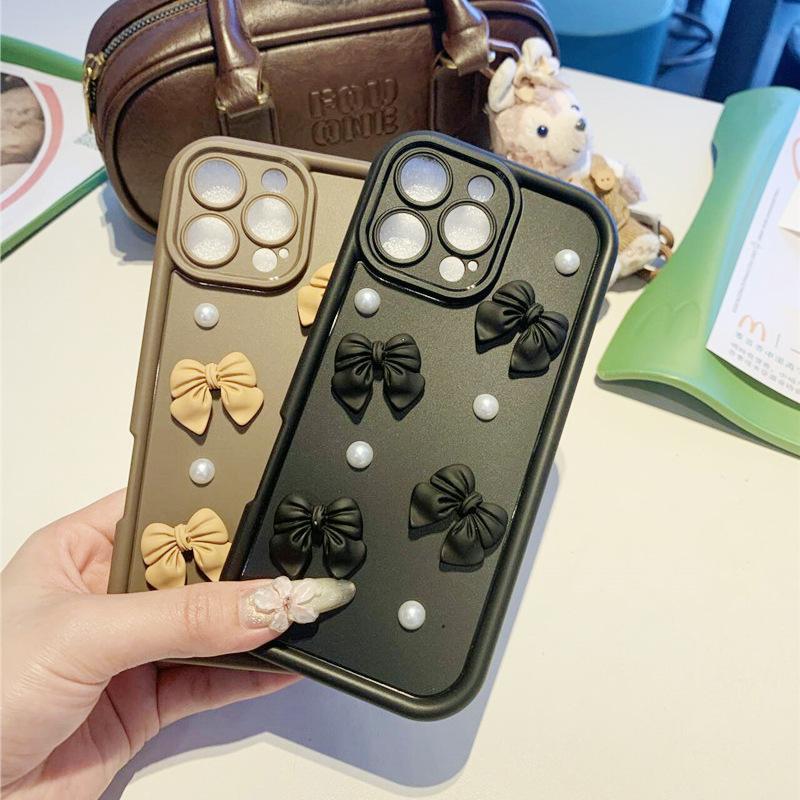 Applicable to iPhone17 matte mobile phone case female pearl bow Apple 16Promax protective case 1514 new model