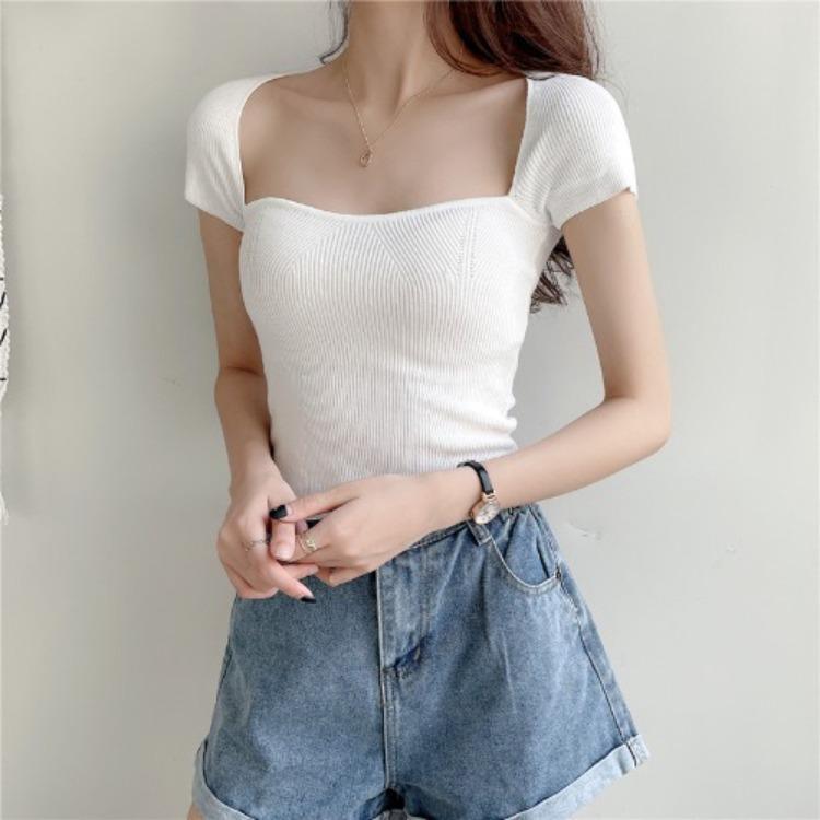 Actual Price Summer Sexy Arc Neckline Knit Shirt Short Section Navel Short-sleeved Tops Casual Essential Comfort and Style Slim Fit Pullovers Tees