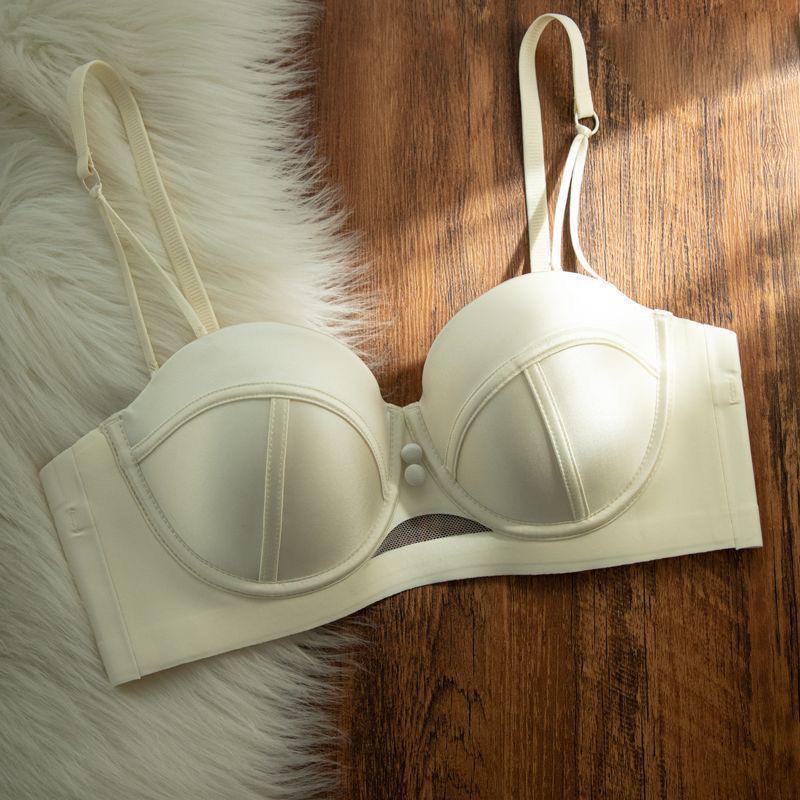 

Elegant French Cutout Push-Up Lingerie Bra for Women - Enhances Small Bust with Anti-Sagging Support and Stylish Back Design 32/70AB шампанского