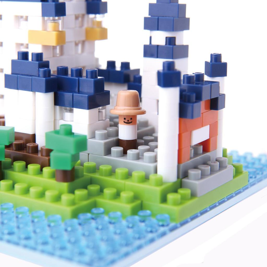 Nanoblock Neuschwanstein Castle NBH106