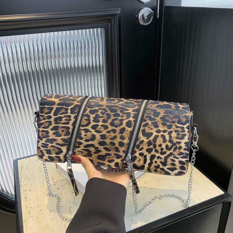 Bag women's bag 2025 new Korean version fashion leopard print shoulder bag ins Internet celebrity large capacity messenger small square bag pu