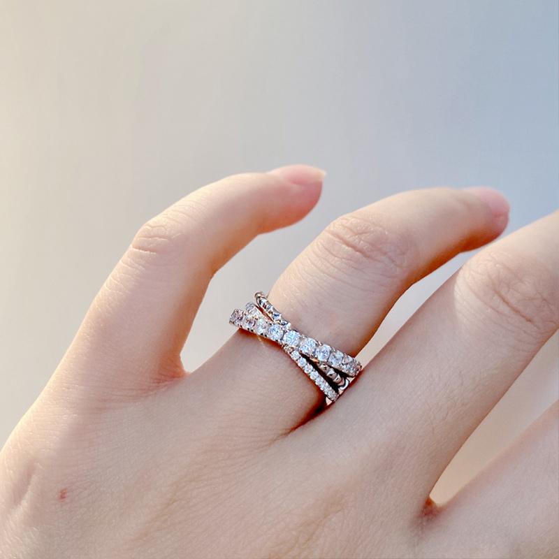 Huitan Trendy Cross Rings with Bright Zirconia Fashion  Color Finger Jewelry for Engagement Stylish Lady Wedding Band Gift