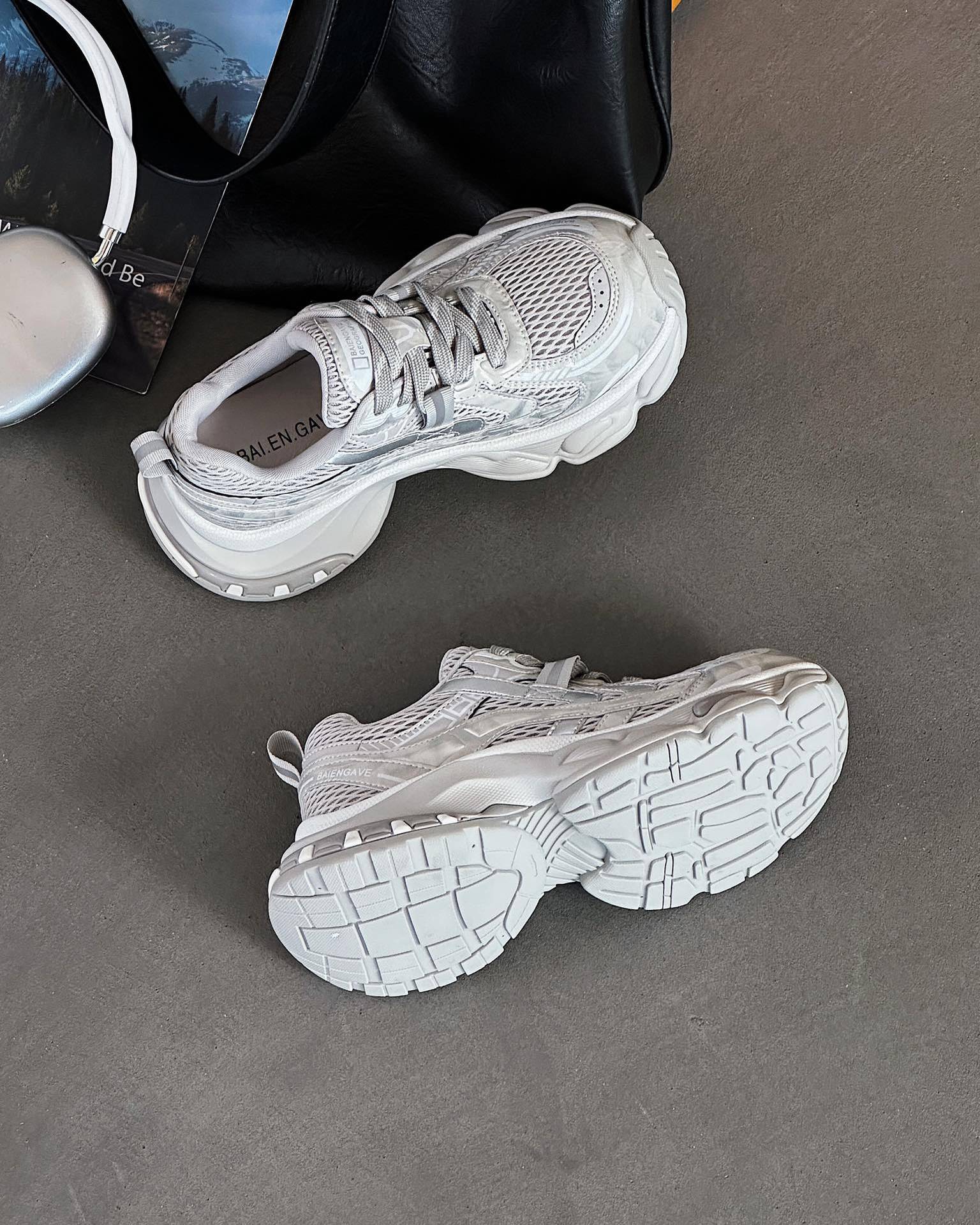 

2025 осень новые папины кроссовки женские на платформе увеличивающие рост универсальные повседневные дышащие туфли детские беговые спортивные кроссовки 40 серый