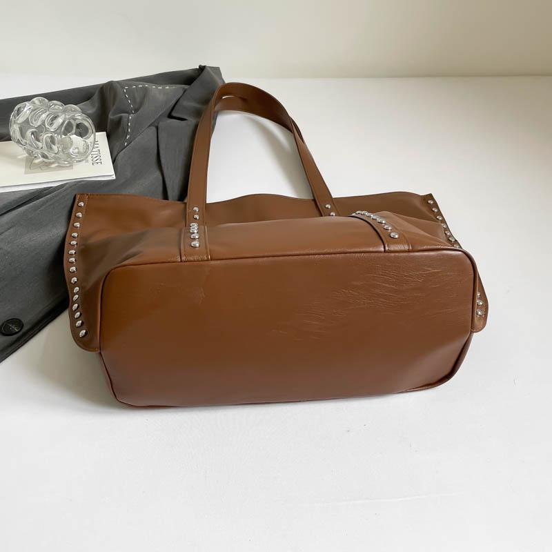 Borsa Tote in Ecopelle Borchiata Borsa a Spalla Oversize da Donna con Design Elegante Grande Capacità Borsa con Borchie