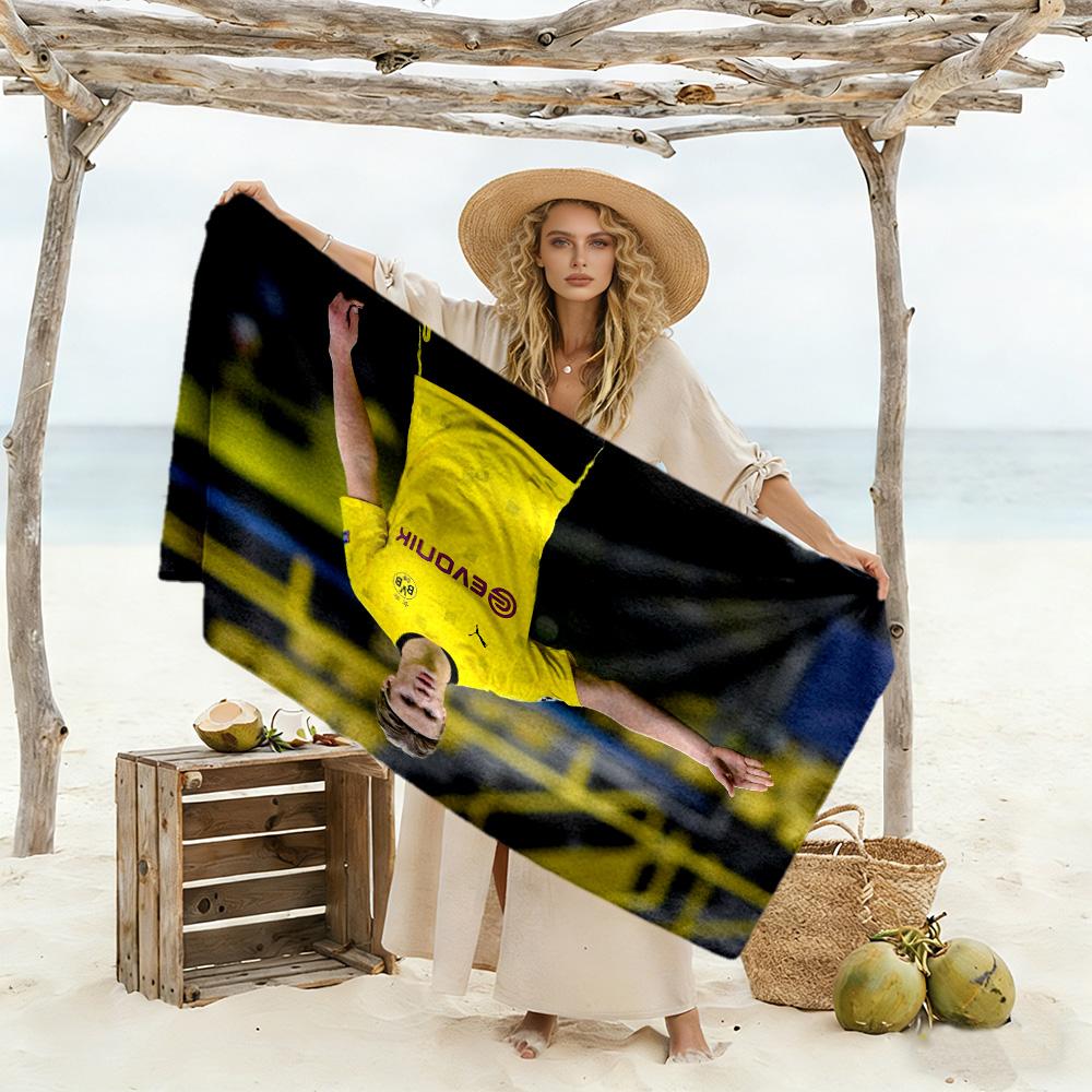 Borussia Dortmund's Star Player Beach Towel High Absorbency & Quick-Dry Comfortable Lightweight