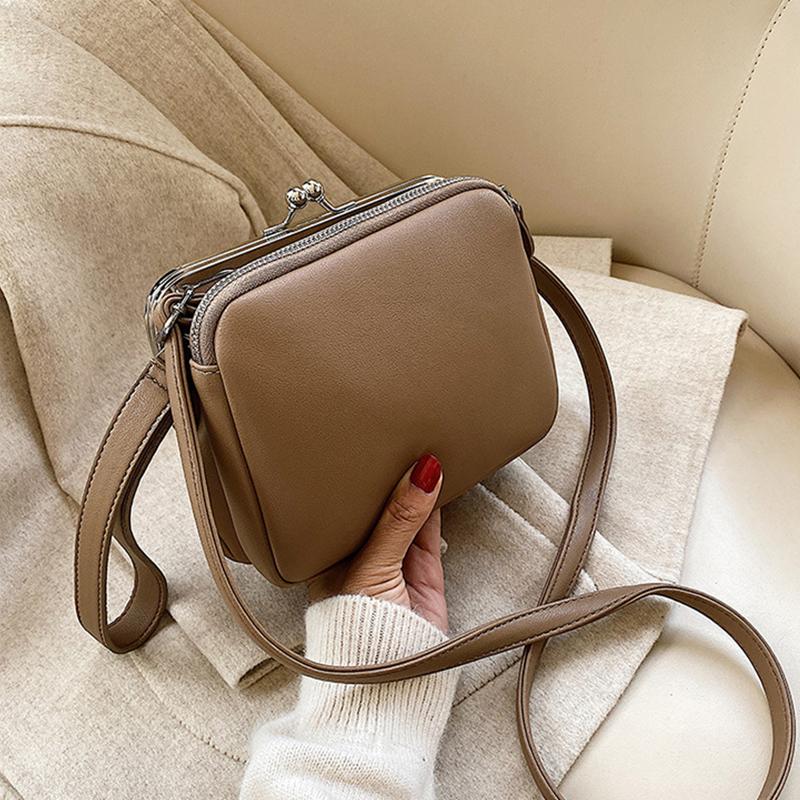 Vinatge Shell Women Shouder Crossbody Bag Clip Designer Small Handbags Luxury PU Leather Messenger Bag Lady Fashion Purse