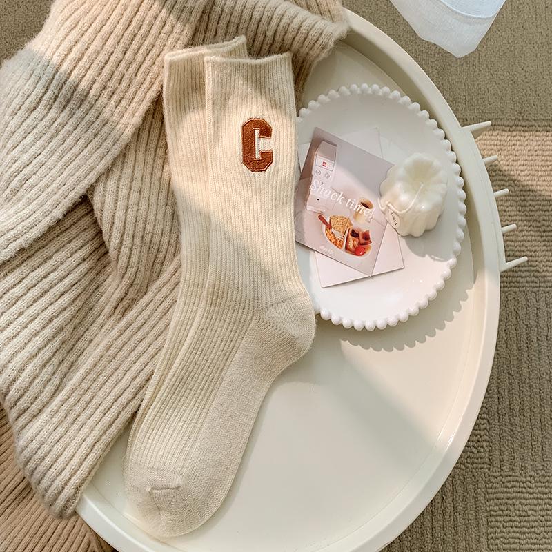 Women's Winter Thick Wool Mid-Calf Socks - Trendy Cotton with Plush Velvet, Warm and Cozy for Autumn and Winter