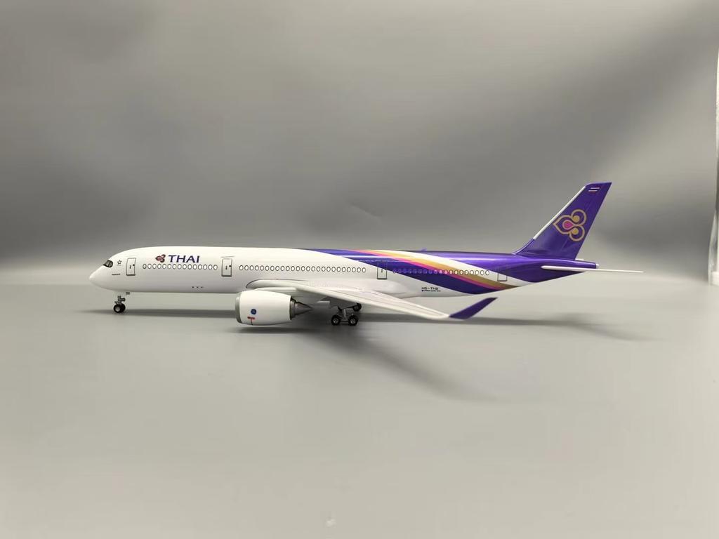 Decoration Home Scale 350 A350 47CM Airplane Model Thailand Model Plane Diecast Resin Wire Wheels Aircraft Working Lights