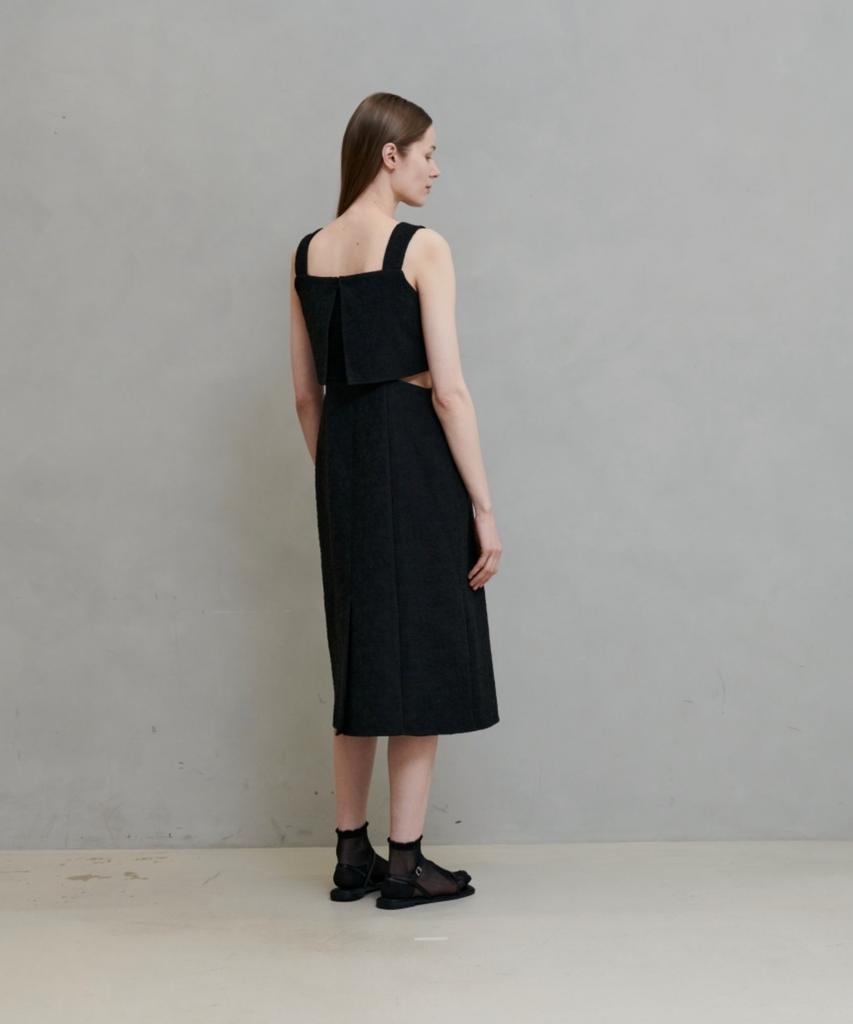 Owaiwai Jacquard Opening One Piece_Black