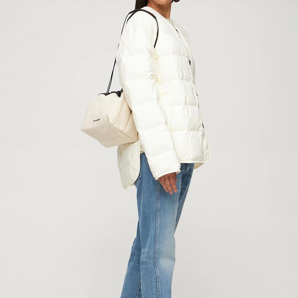 Jil Sander Minimalist Reversible Drawstring Bag Women Tote Bag White Black JSPT853407WTB73003N102
