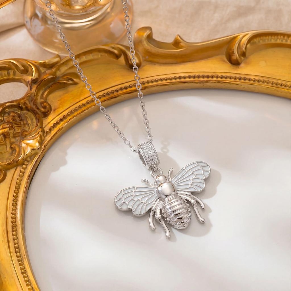 Necklace - Bee Butterfly Necklace - Accessory with Oil Droplets - Small-scale High-end Style - Collar Chain