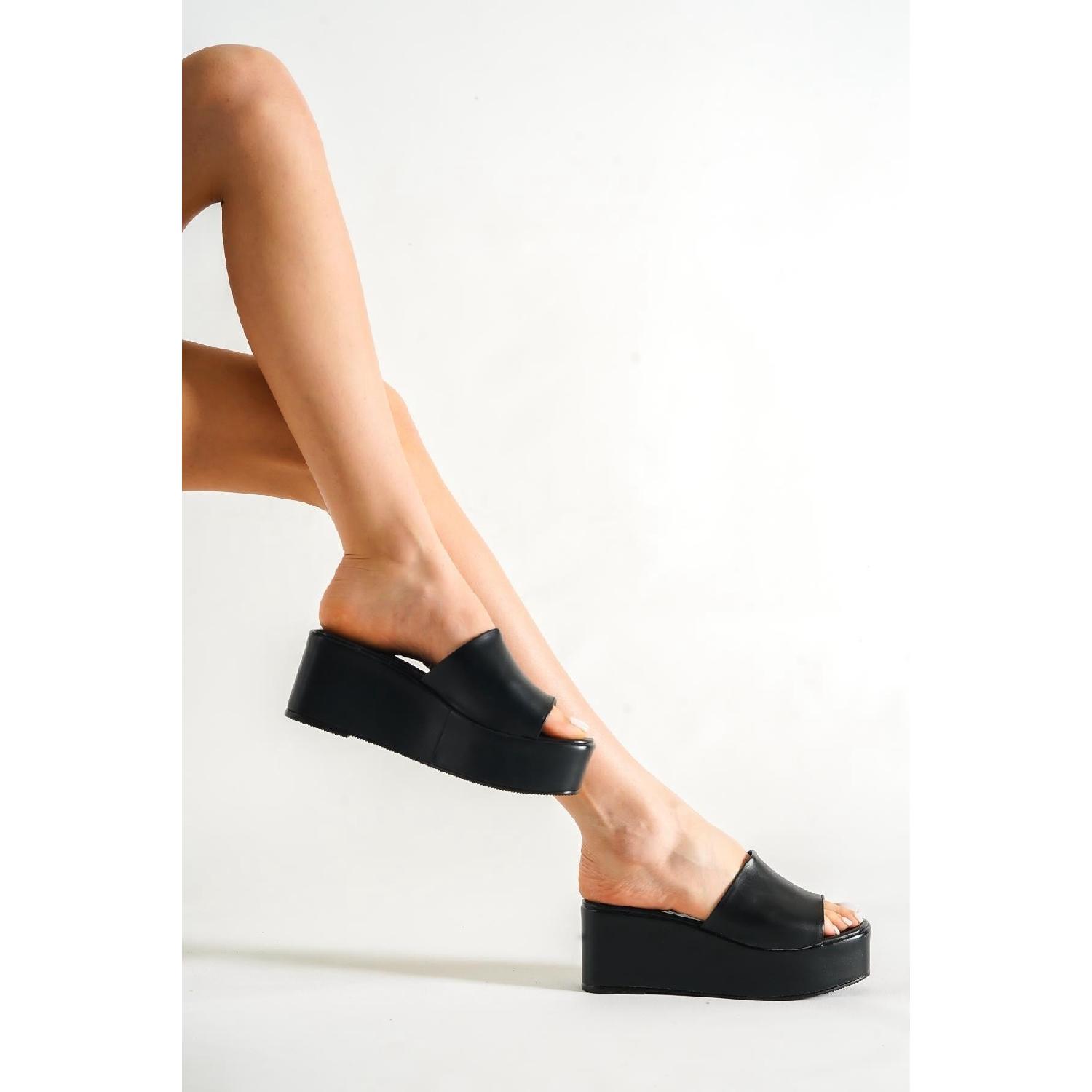 

Capone Skin Filling Heels Однополосные тапочки на плоской подошве 37