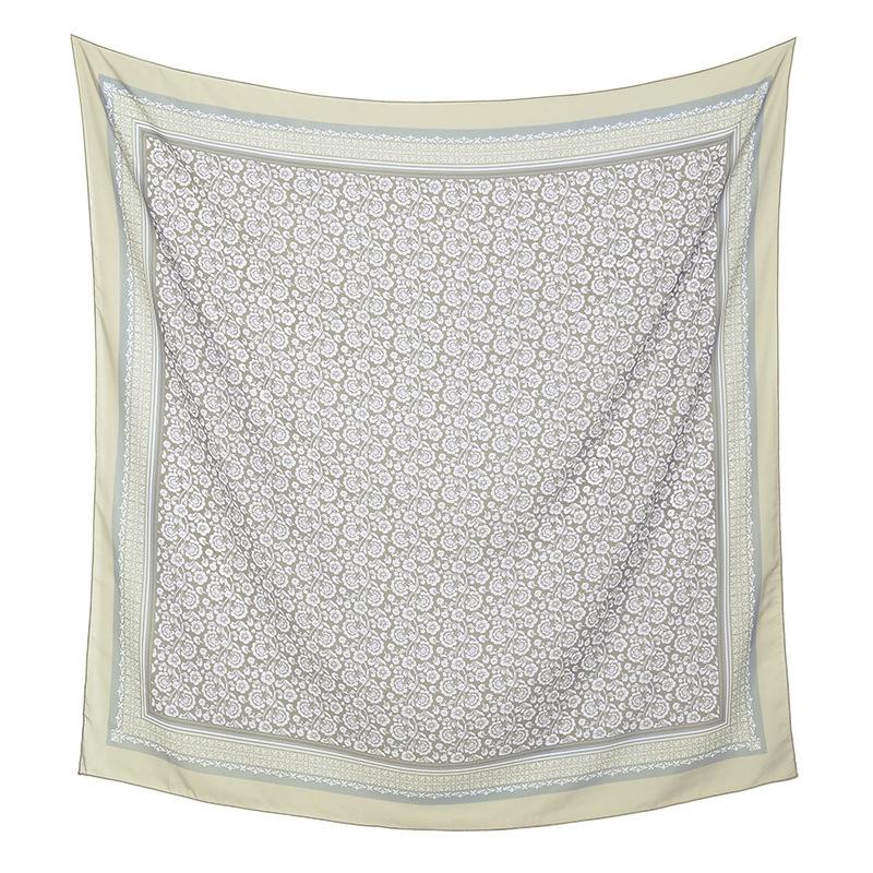 Autumn and winter hot-selling new floral printing large-size square scarf women's popular Malay women's headscarf