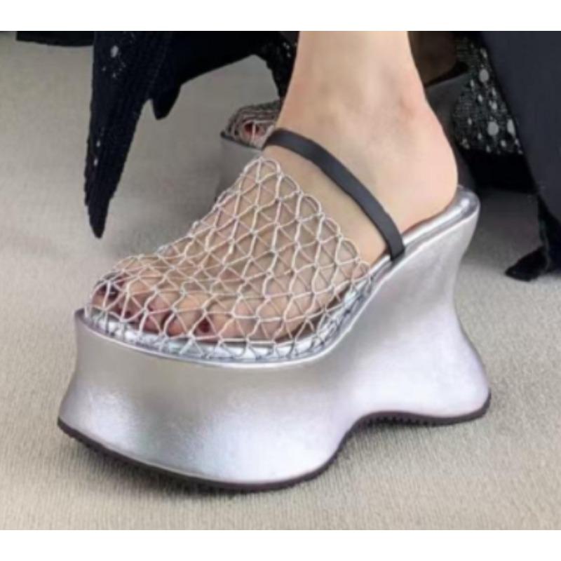 Summer New Style Popular Hollow Out One Strap Bag Slippers Thick Bottom Fishing Sandals Comfortable Slippers Women's Shoes