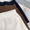Shorts en velours côtelé pour femmes 2024 style coréen: Taille Haute, Jambe Large, Coupe Décontractée Ample pour Automne/Hiver
