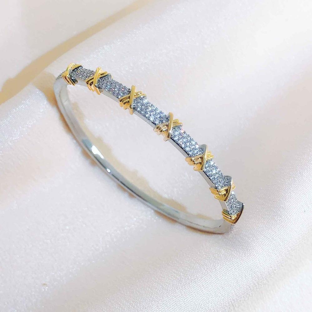 Bracelet Européen et Américain Rétro Bicolore Cuivre Électroplaqué Zirconium Luxe Léger Ne Se Décolore Pas Bracelet Polyvalent Haut de Gamme pour Femme