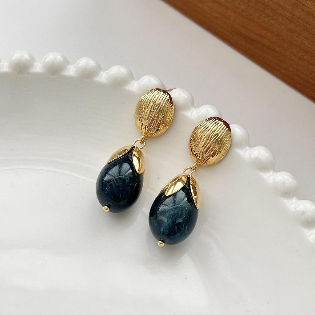 Retro Gem Pearl Flower Earrings - European Court Style, Light Luxury, Versatile Long Earrings