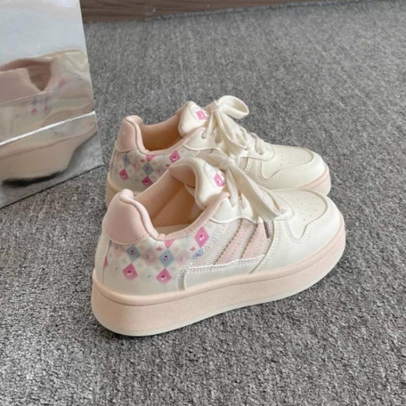 

Shoes women s ins trendy versatile niche board shoes bread shoes women s 2025 spring and autumn new thick-soled popular white shoes 40 розовый