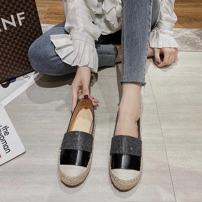 Fashion 2024 Spring  Fashion New Women Vulcanized Shoes Casual Flat Sneakers Sexy Crystal Rhinestone Slip On Women' Shoes Plus Size