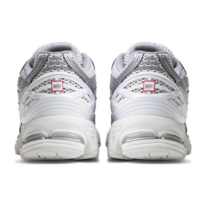 New Balance 1906R Urbancore Silver Sneakers M1906RCB