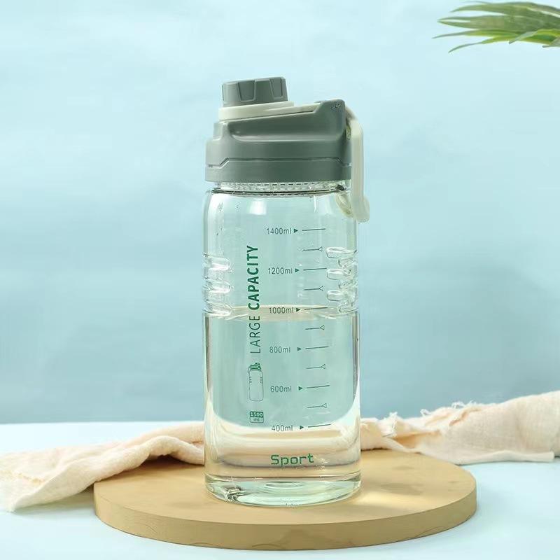 1500ml Large Capacity Sports Water Bottle with Tea Infuser, Portable Gym Water Bottle, Durable Outdoor Plastic Bottle for Men and Women