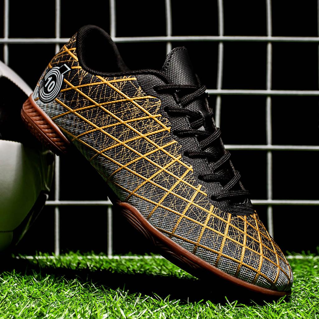Kid's Football Boots Men's Large Size Football Shoes Low-top Outdoor Non-slip Professional Training Football Boots