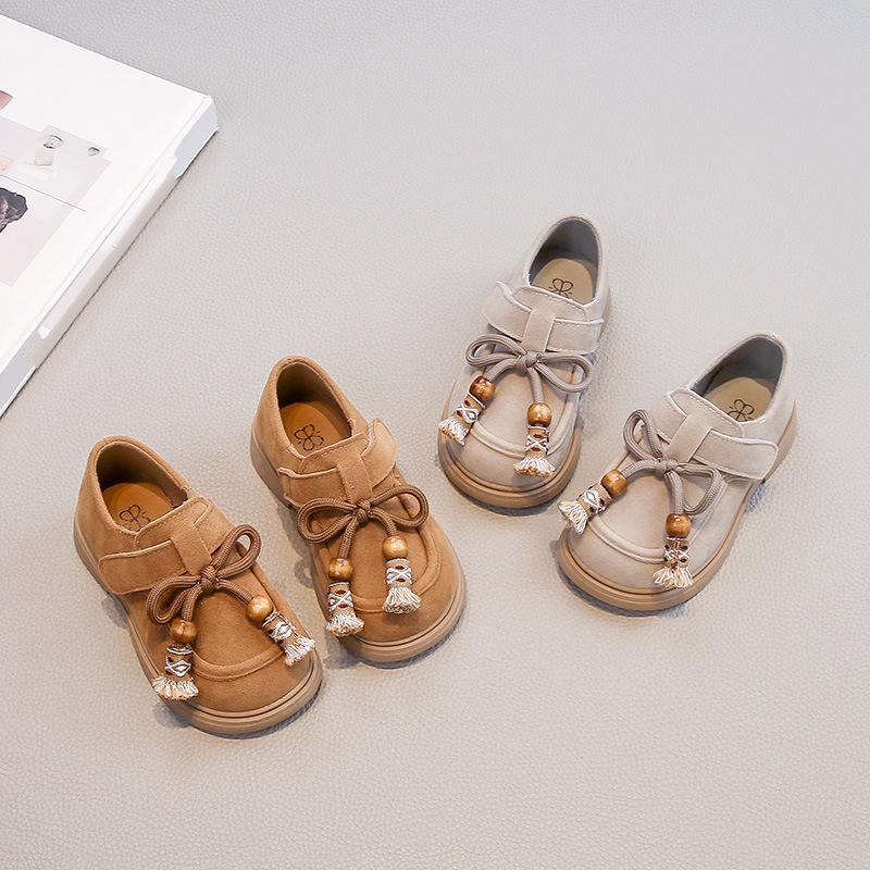 Girls' Tassel Birkenstock Shoes - 2026 Spring/Autumn Casual Leather Moccasins for Little Girls, New Chinese-Style Versatile Footwear.