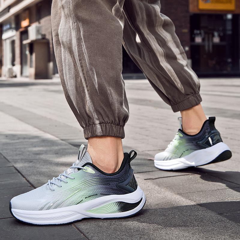 2025 Summer New Lightweight Running Shoes, High School Entrance Examination Running Standing Long Jump Physical Test Shoes, Men's Breathable Sports Sh