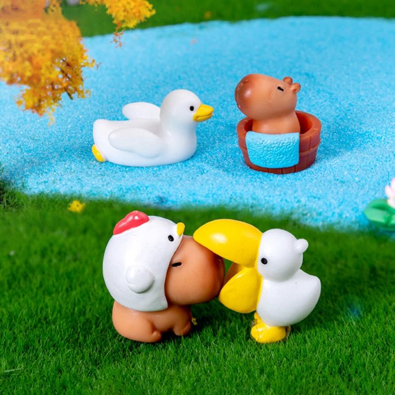 Mini Capybara Figure Ornament Desk Accessories Automotive Car Interior Ornament Resin Figure Miniature Model Animals Decoration