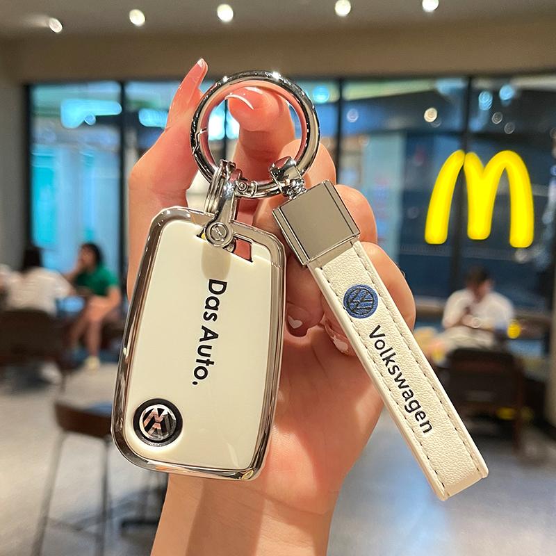 Fashion TPU Car Remote Smart Key Case Cover Protector Holder Shell For VW Volkswagen Passat B8 CC Arteon Magotan GTE Accessories zq8