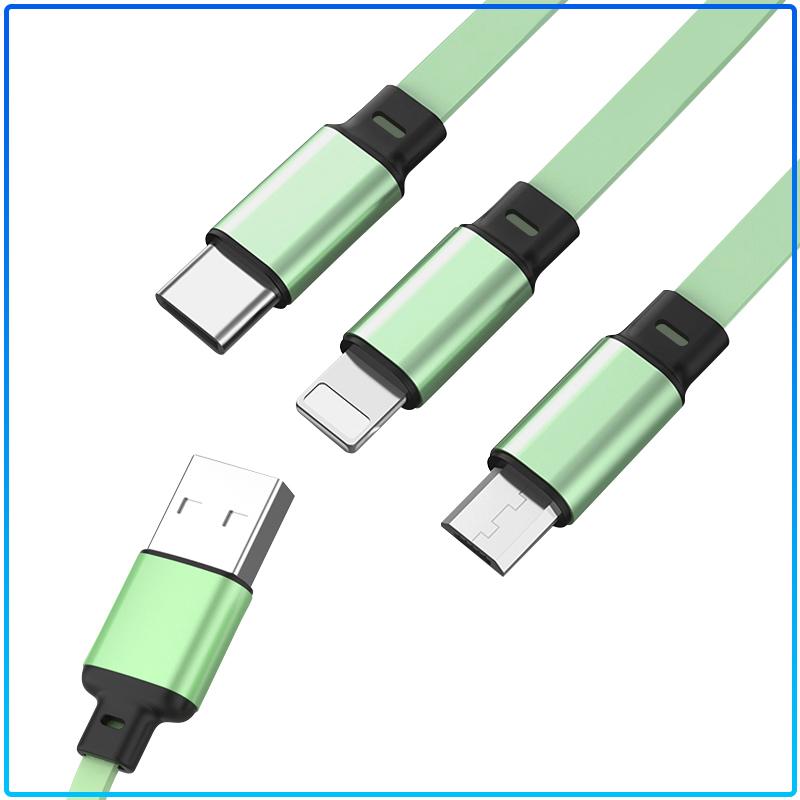 1Pcs Car Mounted Telescopic Three In One Mobile Phone Charger For Volvo XC60 XC90 S60 S80 S40 V40 V60 V70 V50 XC70