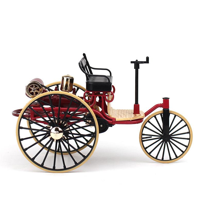 1:12 Scale Alloy Classic Car Tricycle Model Diecasts Metal Toy Retro Model Simulation Kids Gifts Mini Three Wheeled Bicycle