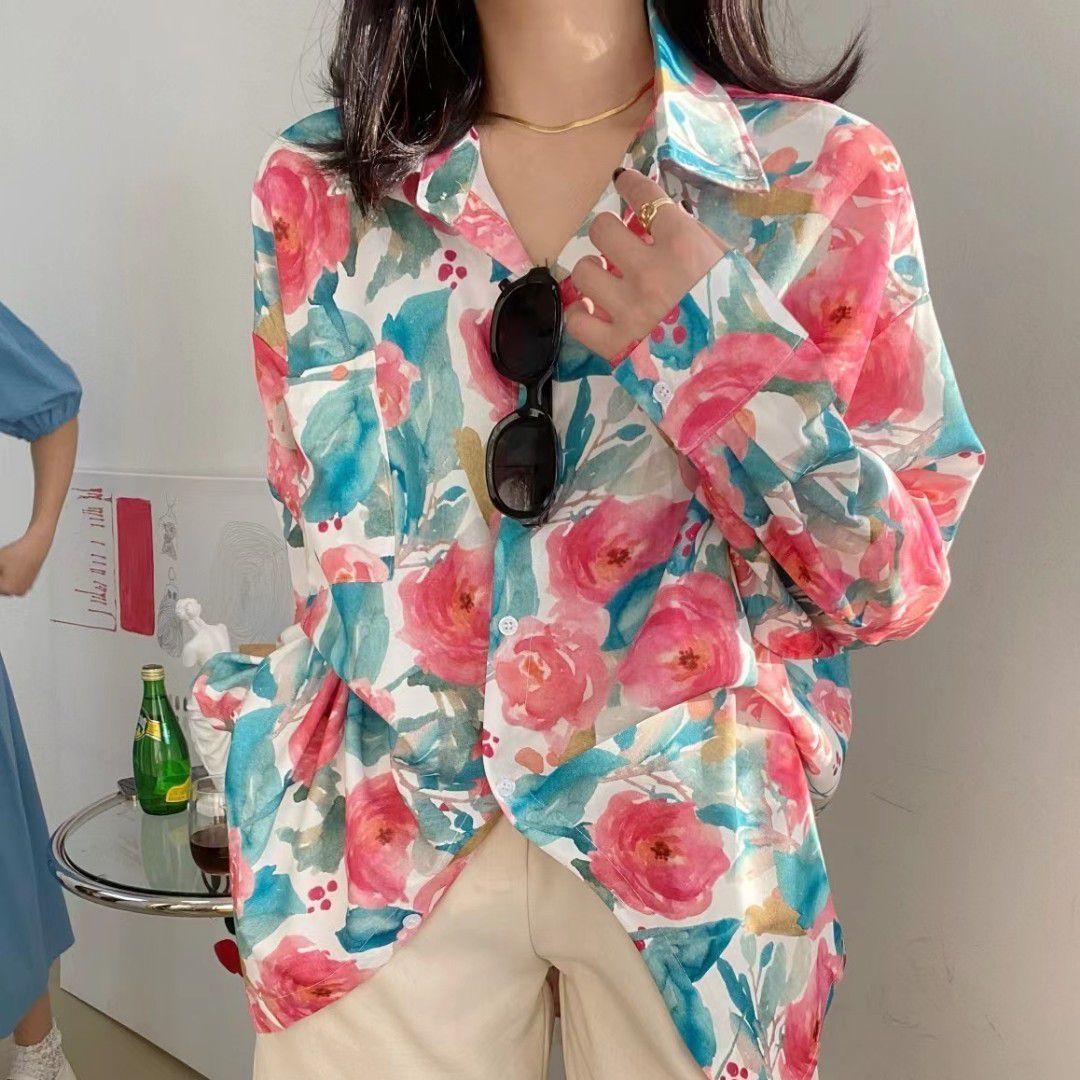 

Свободная фактурная рубашка в корейском стиле с принтом в виде выцветших цветов. Высококачественная рубашка с цветочным принтом и чувством дизайна. XL