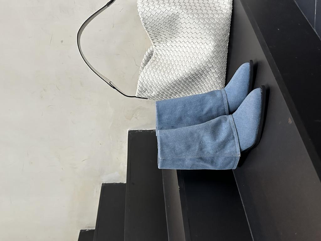 2025 autumn new retro pointed western cowboy boots high heel short trouser boots thick heel cigarette tube short boots women