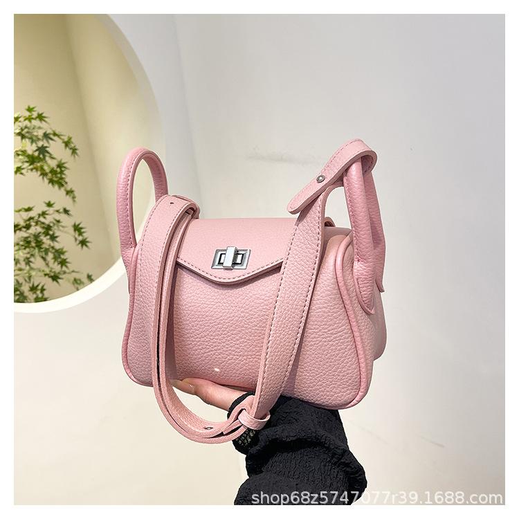 Spring niche lychee pattern shoulder bag high-value temperament pillow bag 2025 spring new women's fashion bag