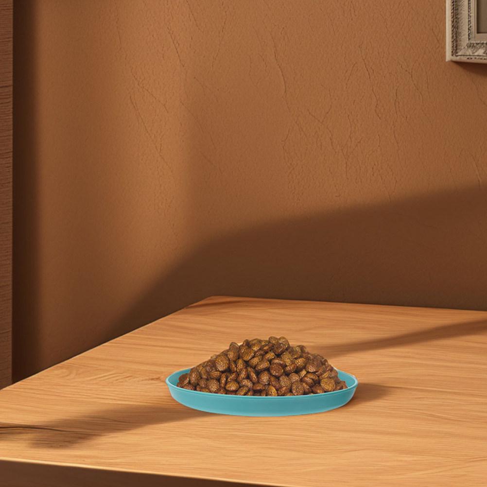 8Pcs Shallow Cat Bowls for Kittens Short Legged Cats Whisker Friendly Flat Plates for Wet Food Plastic Pet Feeding Dishes